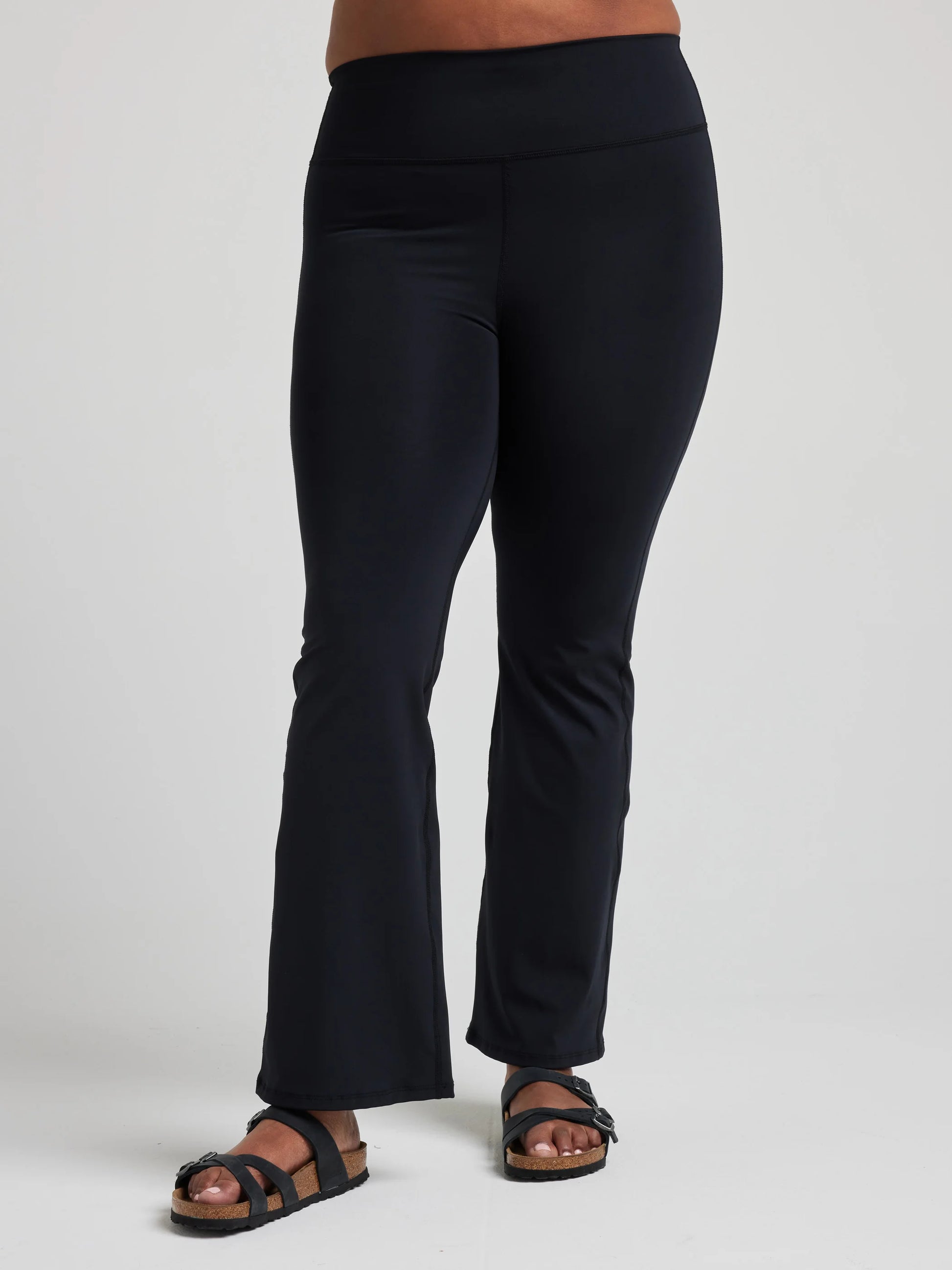 Essential Flare Legging Losano